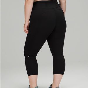 Lululemon Fast and Free High Rise Crop 23" Size 16